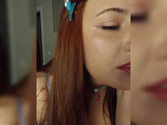 LaraMoon webcam