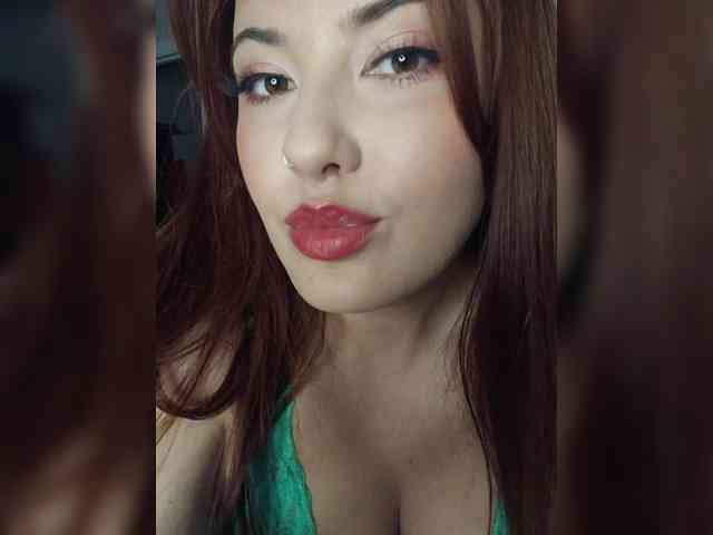 LaraMoon webcam