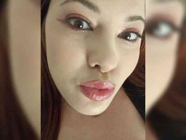 LaraMoon webcam