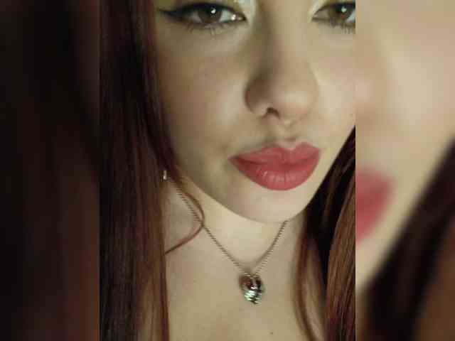 LaraMoon webcam