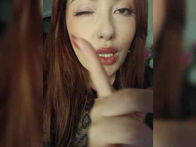 LaraMoon webcam