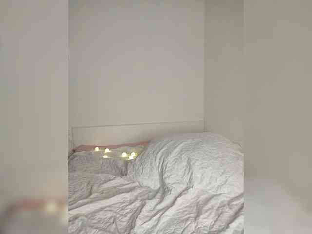 LaraMoon webcam