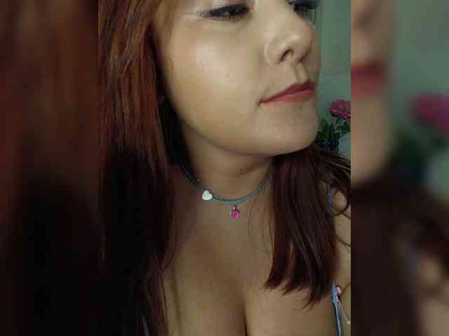 LaraMoon webcam