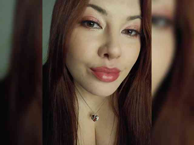 LaraMoon webcam