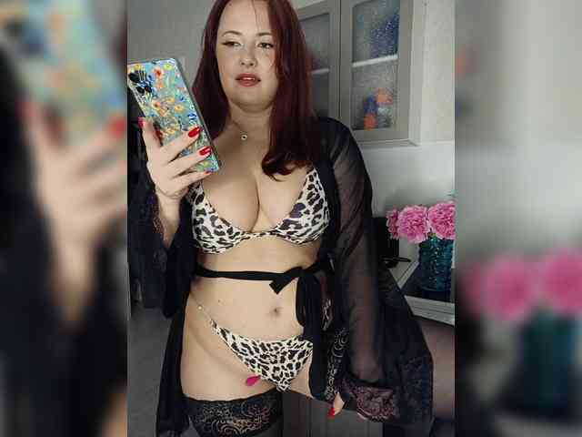 LaraMoon webcam