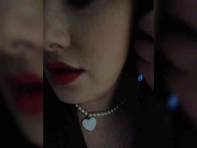 LaraMoon webcam