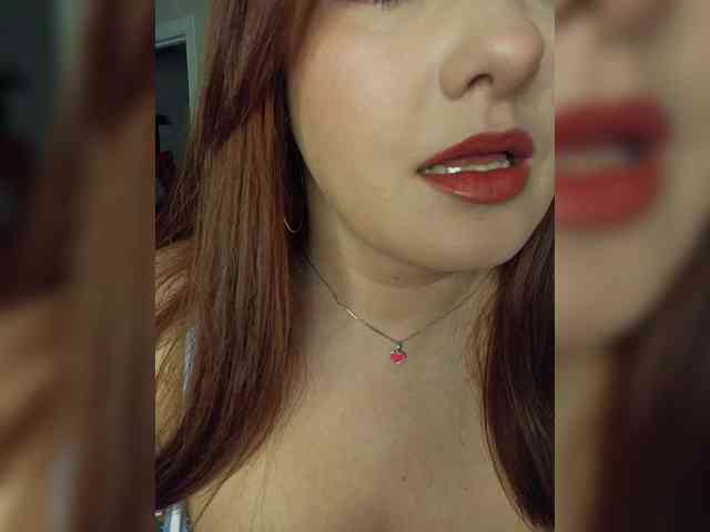 LaraMoon webcam