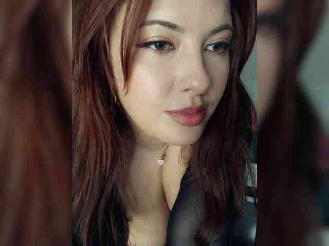 LaraMoon webcam