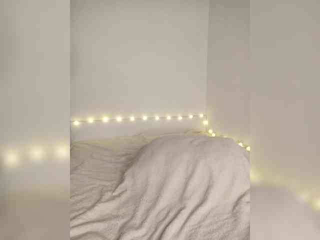 LaraMoon webcam