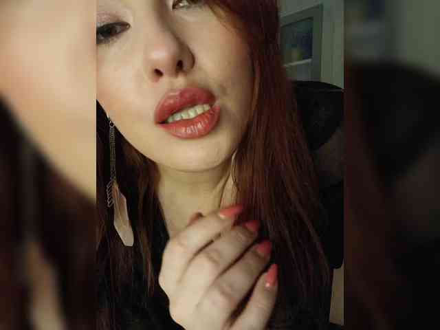 LaraMoon webcam