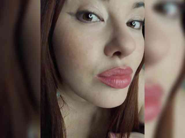 LaraMoon webcam