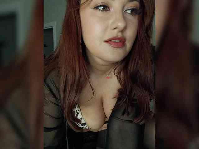 LaraMoon webcam