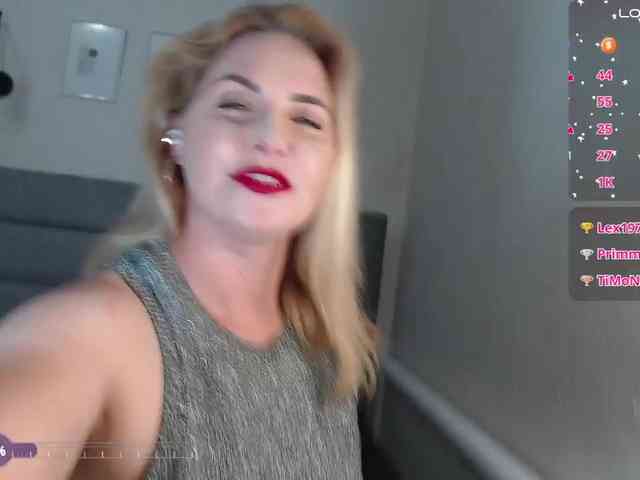 miss_Ferrari webcam