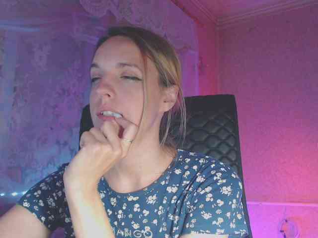 Babymuro4ka webcam