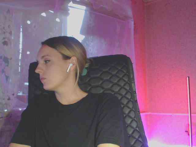 Babymuro4ka webcam