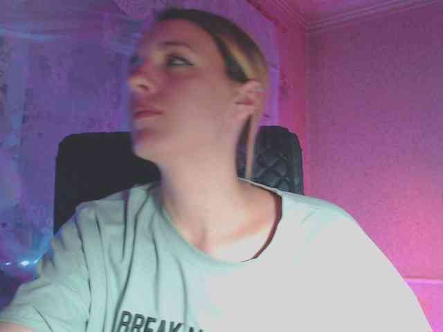 Babymuro4ka webcam
