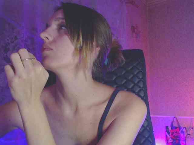 Babymuro4ka webcam