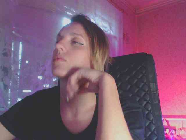 Babymuro4ka webcam