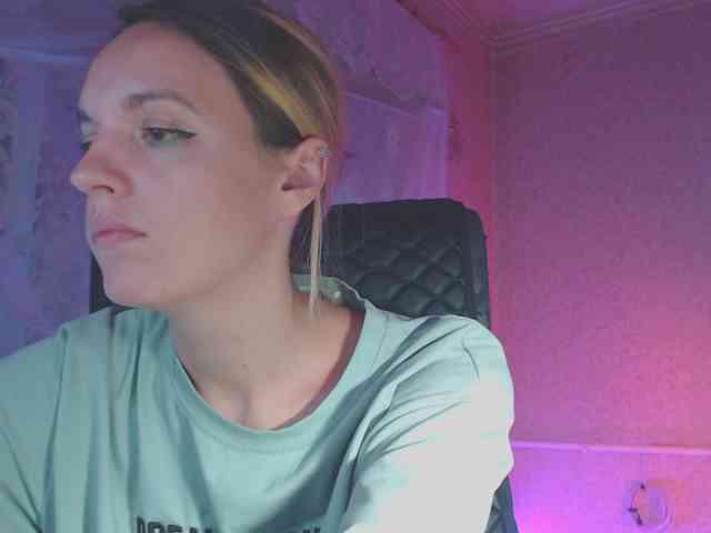 Babymuro4ka webcam