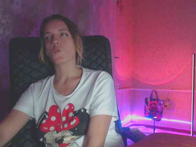 Babymuro4ka webcam