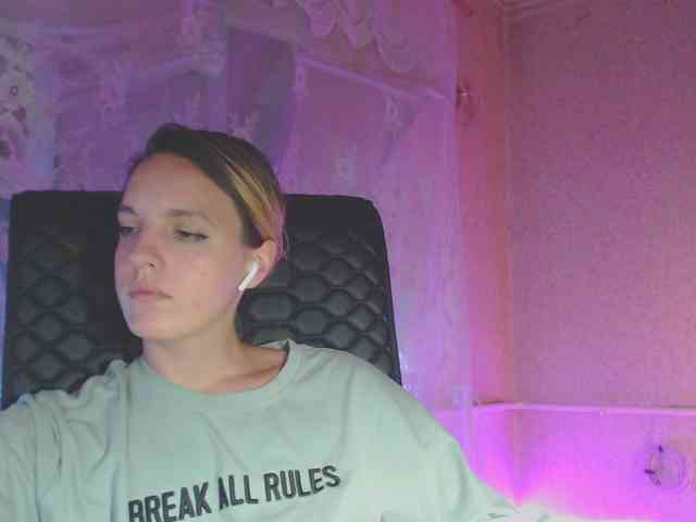 Babymuro4ka webcam