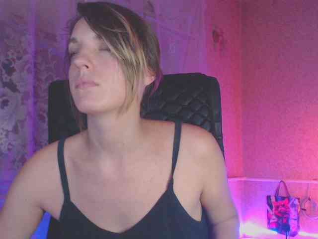 Babymuro4ka webcam