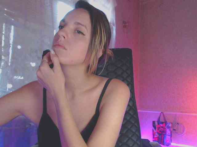 Babymuro4ka webcam