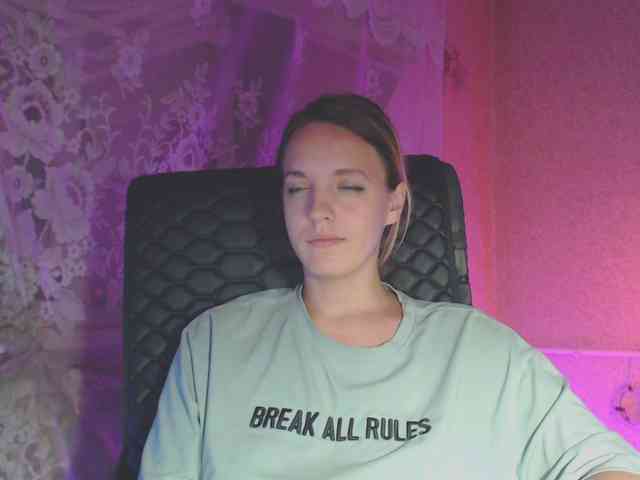 Babymuro4ka webcam