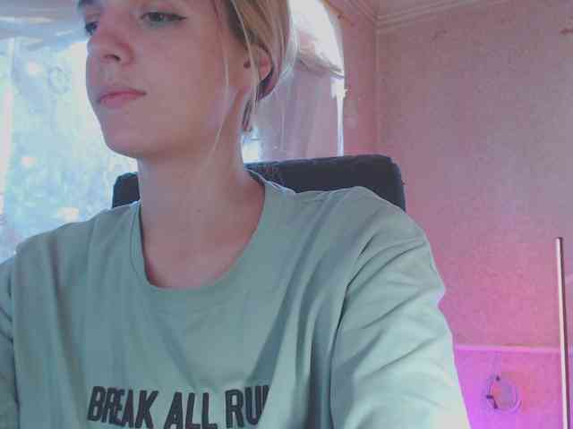 Babymuro4ka webcam