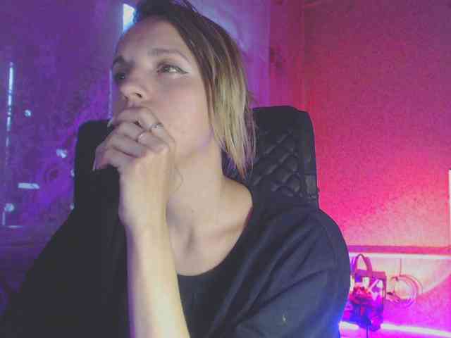 Babymuro4ka webcam