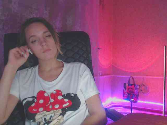 Babymuro4ka webcam
