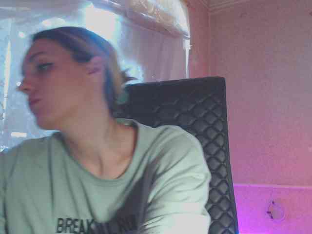 Babymuro4ka webcam