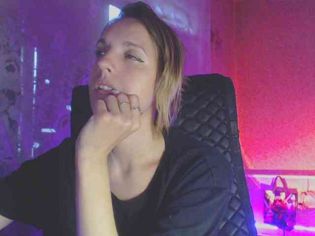 Babymuro4ka webcam