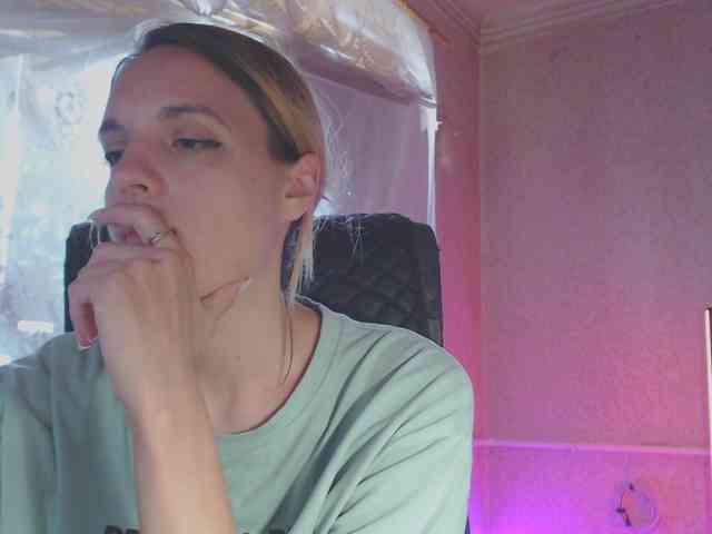 Babymuro4ka webcam
