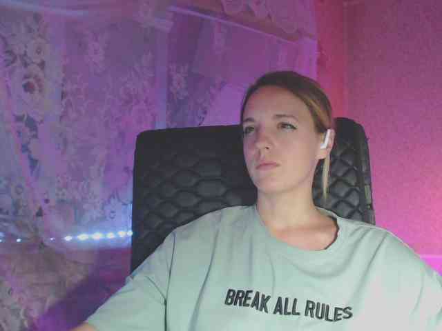 Babymuro4ka webcam