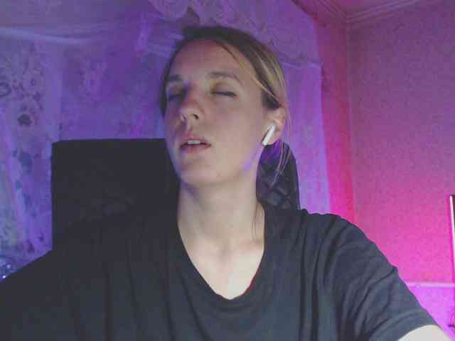Babymuro4ka webcam