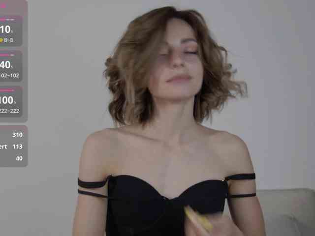 Little_Lilu webcam