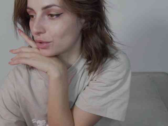 Little_Lilu webcam