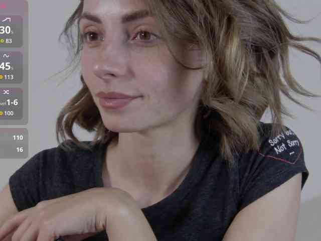 Little_Lilu webcam