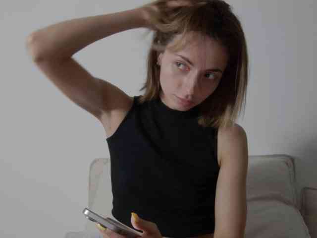 Little_Lilu webcam