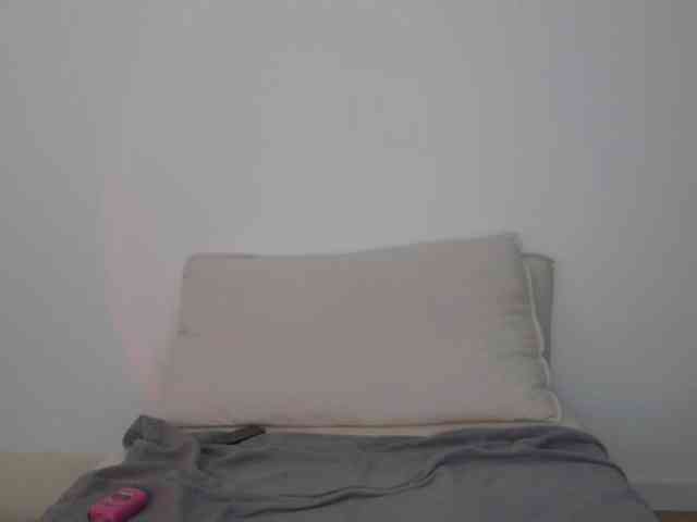 Little_Lilu webcam