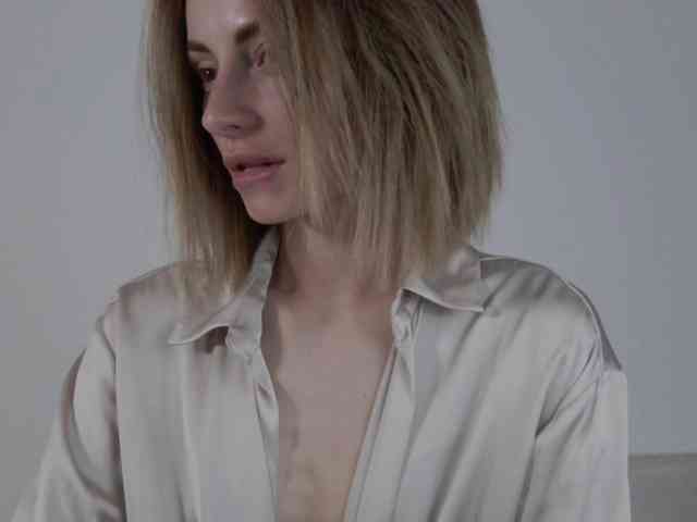 Little_Lilu webcam