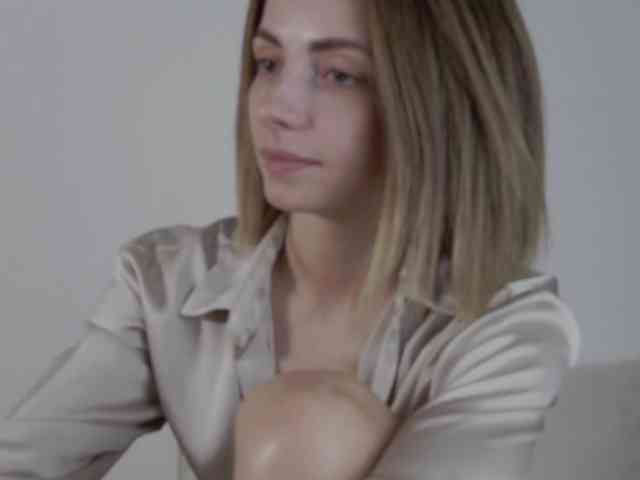 Little_Lilu webcam