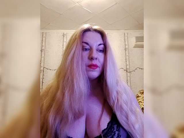 svetlana235 live cam