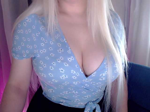 viktoriya52's BongaCams show and profile