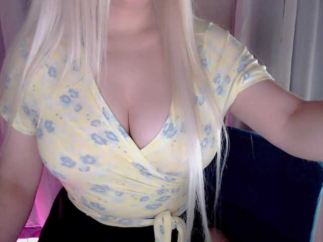 viktoriya52's BongaCams show and profile