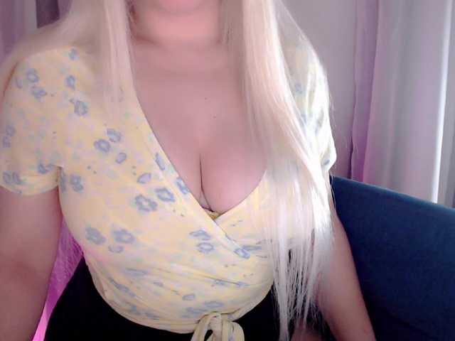 viktoriya52's BongaCams show and profile