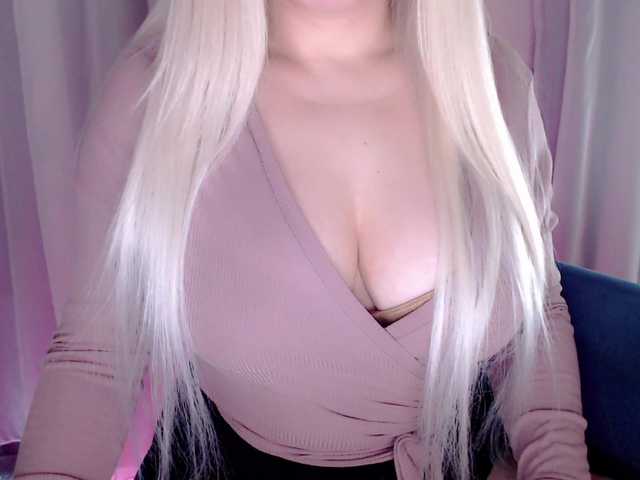 viktoriya52's BongaCams show and profile