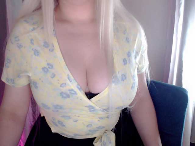 viktoriya52's BongaCams show and profile