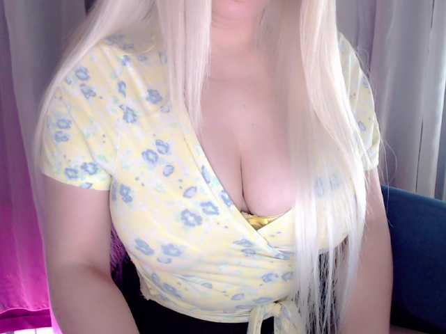 viktoriya52's BongaCams show and profile